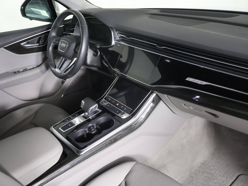 Used 2022 Audi Q7 3.0T Premium Plus AWD/4WD image 34