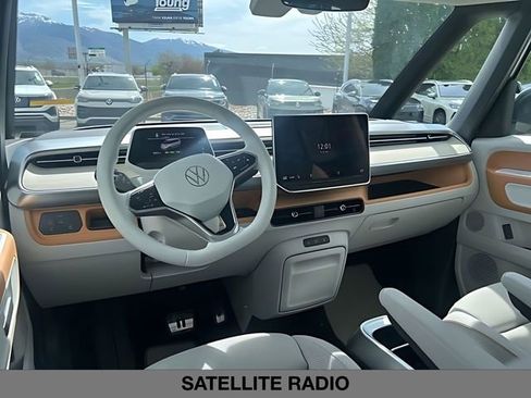 Used 2025 Volkswagen ID. Buzz 1st Edition image 20