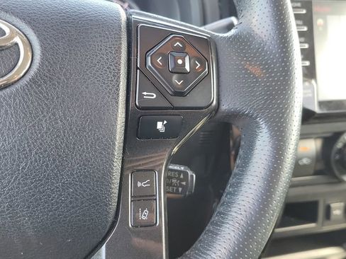 Used 2020 Toyota 4Runner TRD Off-Road Premium image 26