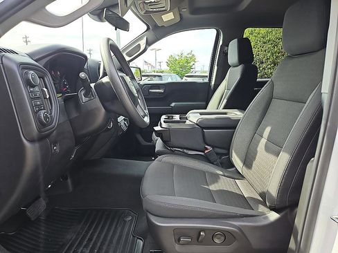 New 2026 Chevrolet Silverado 1500 Custom AWD/4WD image 10