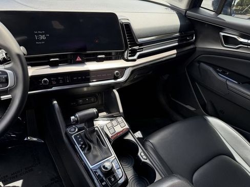 Certified 2023 Kia Sportage EX FWD image 15