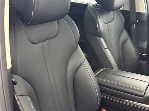 Used 2024 Genesis GV80 3.5T image 11