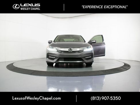 Used 2017 Honda Accord EX-L image 40