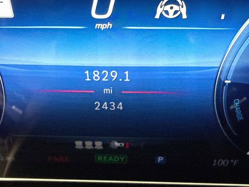 Used 2025 Mercedes-Benz S 63 AMG S image 16