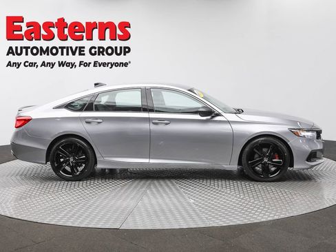 Used 2022 Honda Accord Sport Special Edition image 4