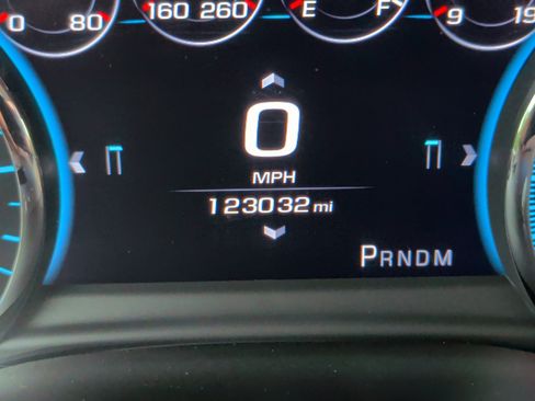 Used 2016 Chevrolet Tahoe LTZ AWD/4WD image 15