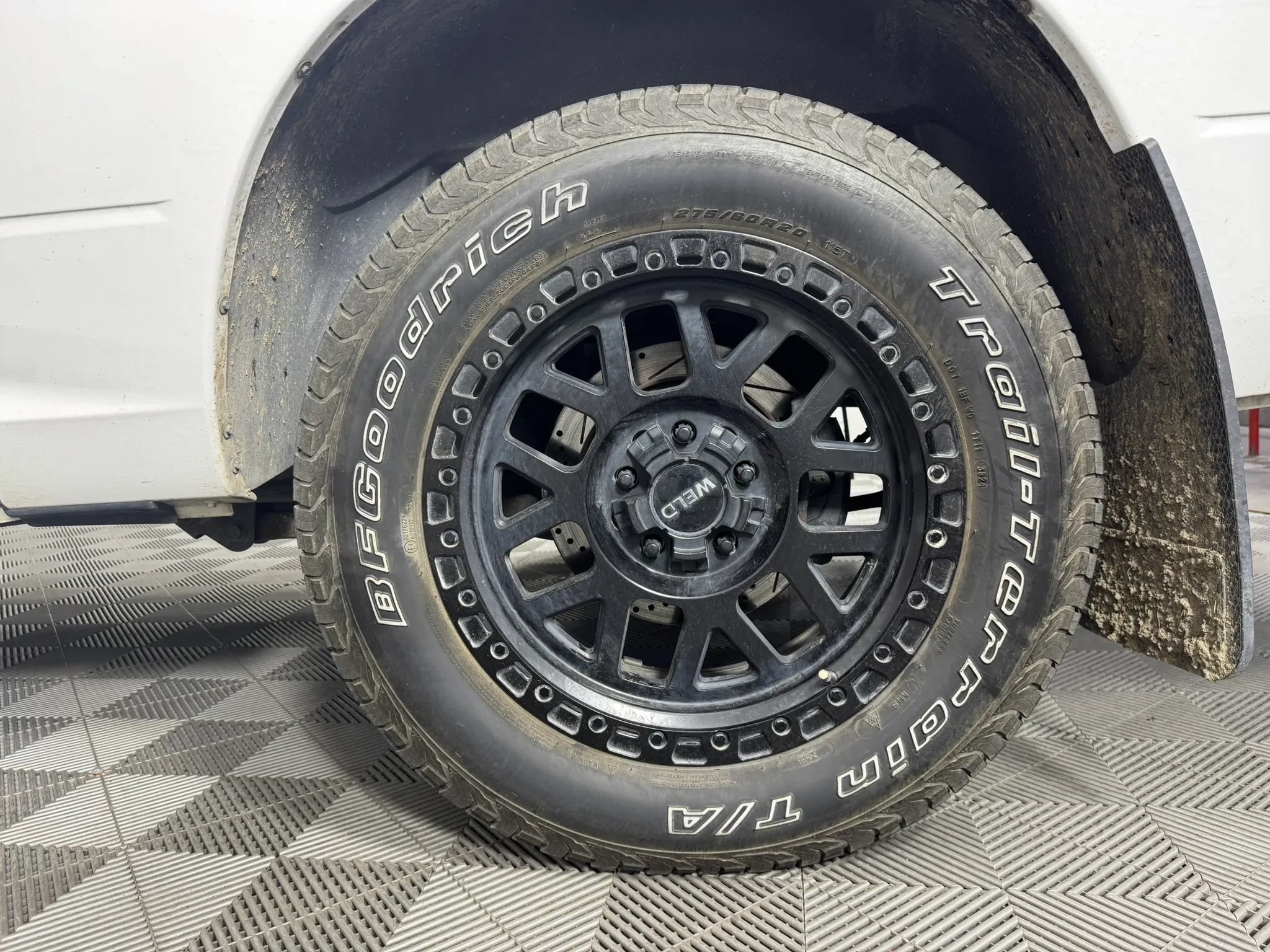 Used 2015 RAM 1500 Limited AWD/4WD image 43