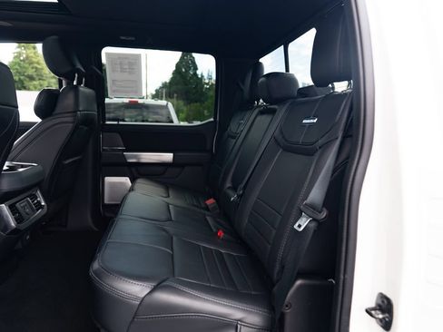 Used 2025 Ford F350 Platinum AWD/4WD image 31