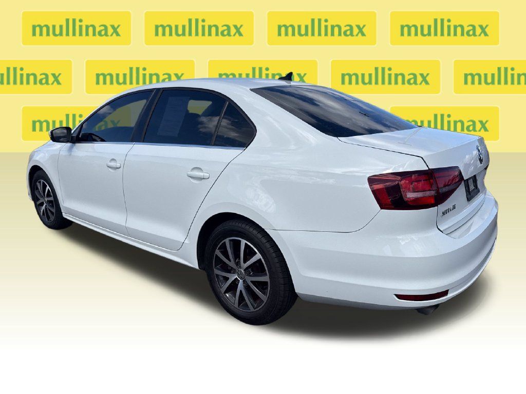 Used 2017 Volkswagen Jetta SE FWD image 10