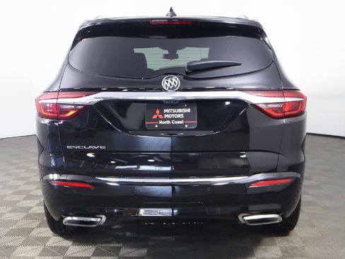 Used 2021 Buick Enclave Avenir w/ Avenir Technology Package FWD image 16