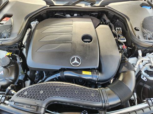 Used 2023 Mercedes-Benz E 350 Sedan image 19