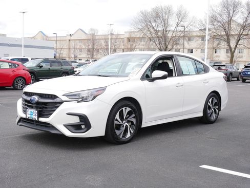 Used 2025 Subaru Legacy Premium AWD/4WD image 3