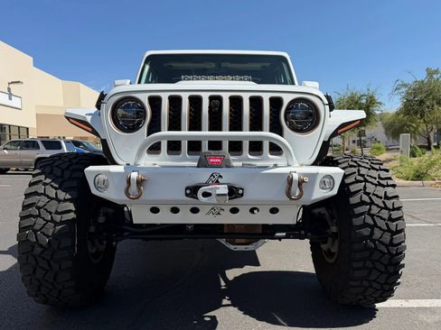 Used 2022 Jeep Wrangler Unlimited Rubicon w/ LED Lighting Group AWD/4WD image 3