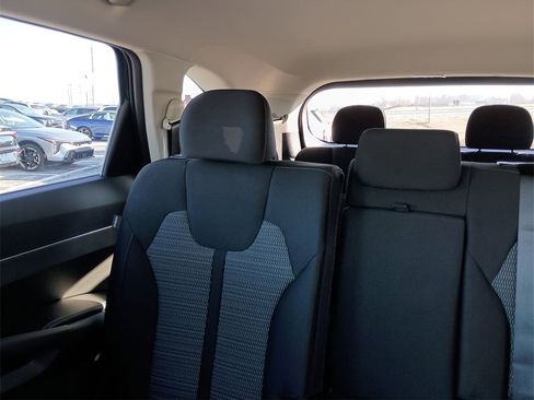 New 2026 Kia Sorento LX image 12