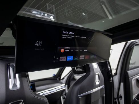 Used 2025 BMW 760i xDrive 760i xDrive w/ Executive Package image 25