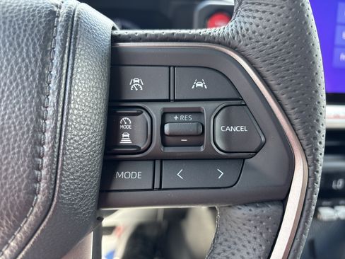 Certified 2026 Toyota Tacoma TRD Off-Road AWD/4WD image 19