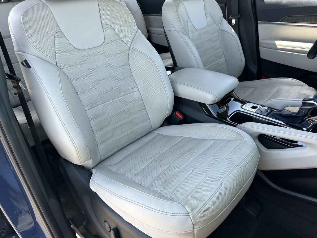 Used 2023 Kia Telluride SX Prestige AWD/4WD image 29