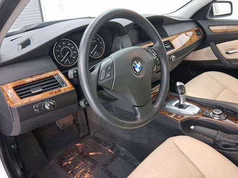 Used 2010 BMW 528i Sedan image 20