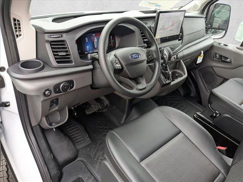 New 2026 Ford Transit 250 148 Medium Roof w/ Load Area Protection Package RWD image 3