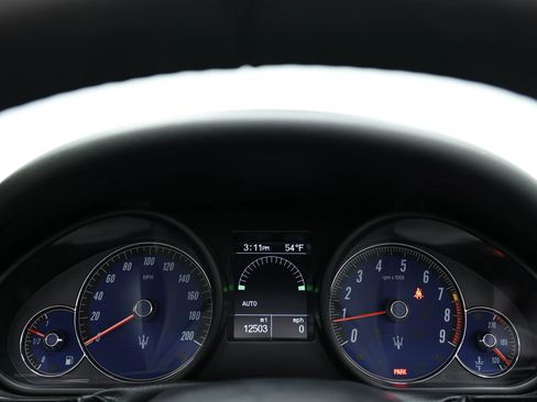 Used 2019 Maserati GranTurismo Sport image 23