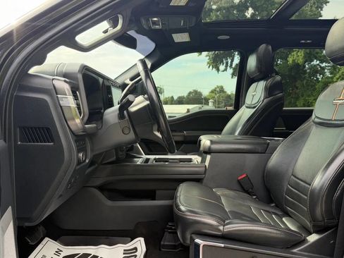 Used 2023 Ford F250 Platinum w/ FX4 Off-Road Package AWD/4WD image 15