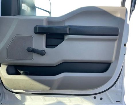 Used 2017 Ford F350 XL image 18