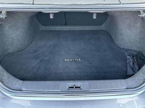 Used 2023 Nissan Sentra SR w/ Trunk Package FWD image 7
