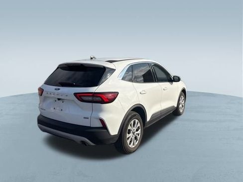 Used 2023 Ford Escape Active image 9