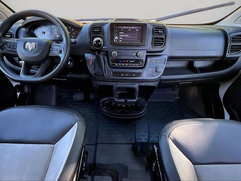 Used 2024 RAM ProMaster 2500 w/ Convenience Group FWD image 14