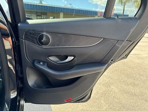 Used 2018 Mercedes-Benz GLC 300 image 16