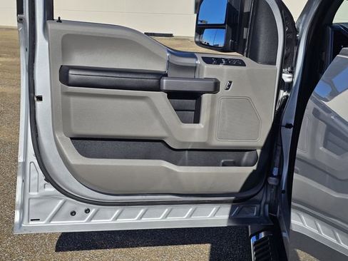 Used 2019 Ford F150 XLT w/ Equipment Group 301A Mid image 14