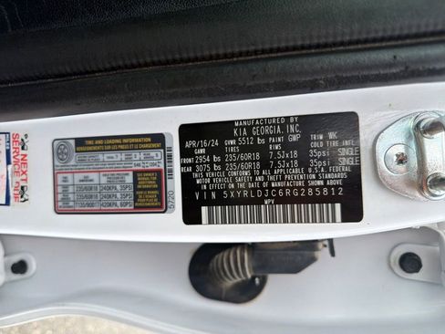 Used 2024 Kia Sorento S image 29