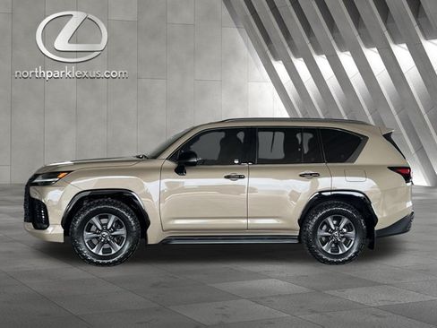Certified 2025 Lexus LX 700h Overtrail AWD/4WD image 1