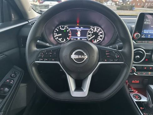 Used 2024 Nissan Sentra SV image 17
