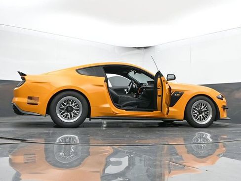 Used 2019 Ford Mustang GT Premium w/ GT Performance Package image 70