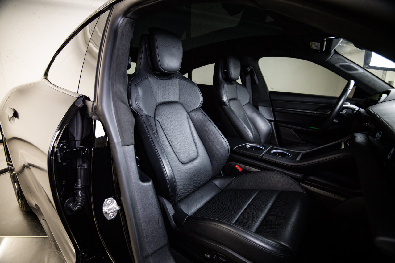 Certified 2023 Porsche Taycan Turbo S AWD/4WD image 30