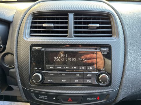 Used 2017 Mitsubishi Outlander Sport ES image 16