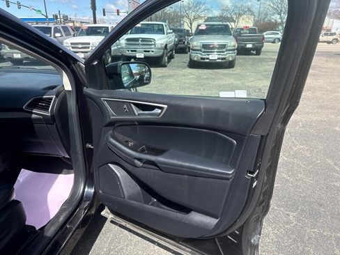 Used 2020 Ford Edge SEL AWD/4WD image 22