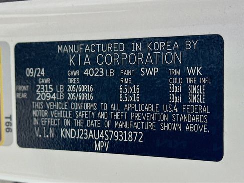 Used 2025 Kia Soul LX w/ LX Technology Package image 12