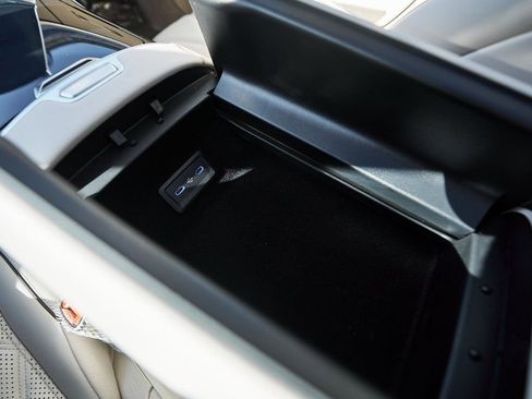 Used 2025 Mercedes-Benz Maybach S 680 4MATIC image 77