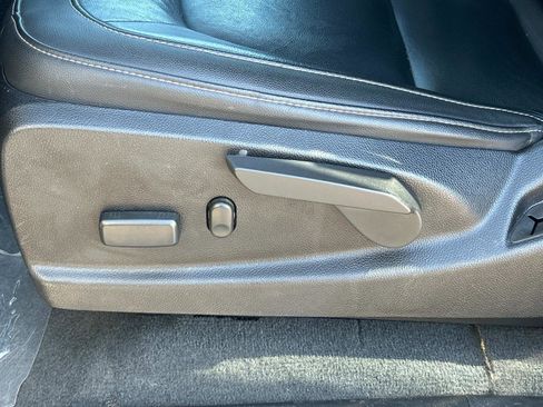 Used 2021 Chevrolet Colorado ZR2 w/ ZR2 Midnight Special Edition image 22