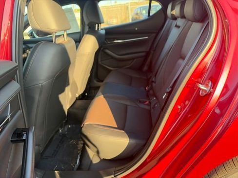 New 2026 MAZDA MAZDA3 Hatchback w/Premium Plus Pkg AWD/4WD image 18