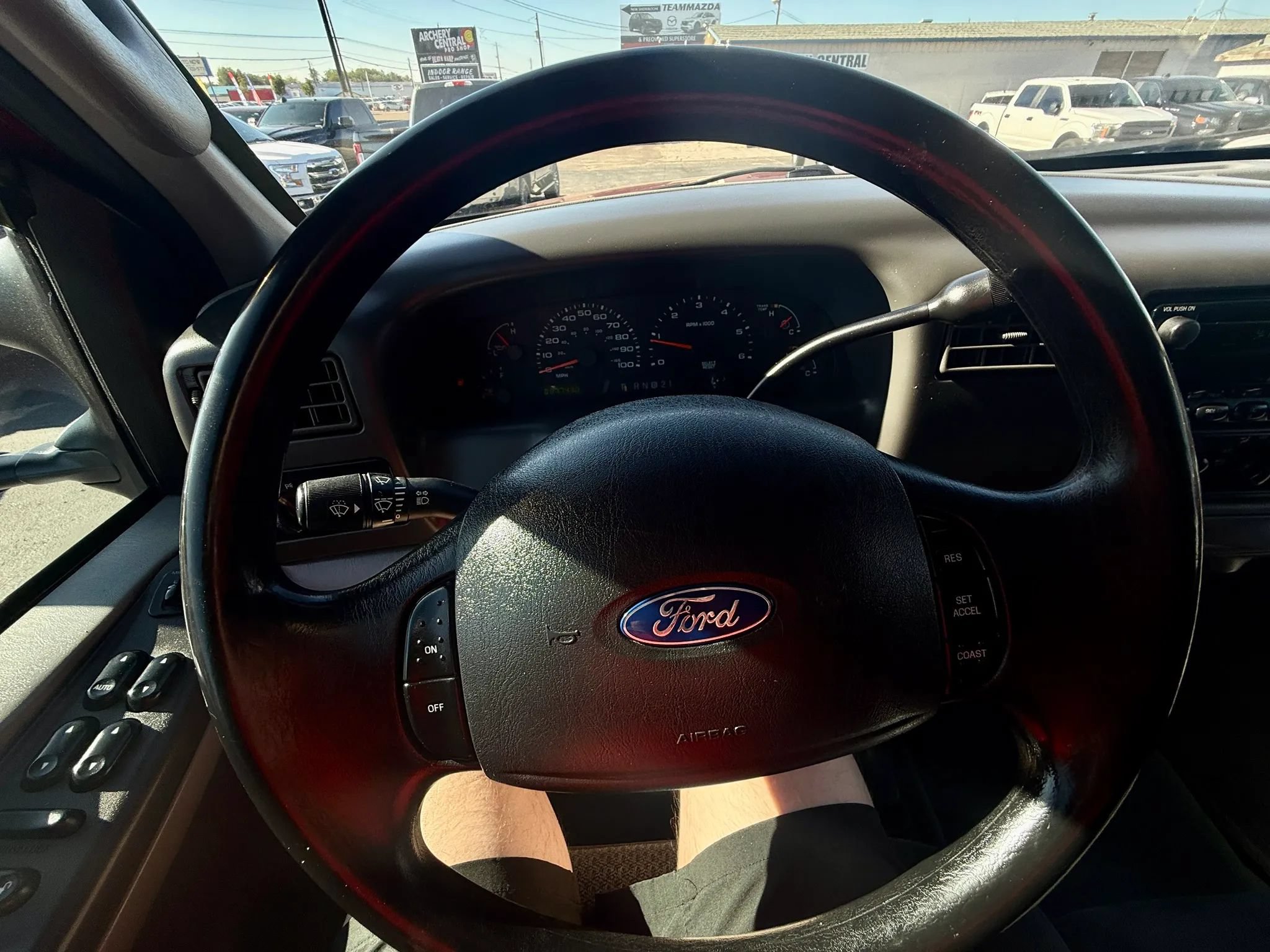Used 2003 Ford F350 XLT AWD/4WD image 10