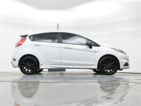Used 2019 Ford Fiesta ST-Line w/ ST Line Cold Weather Package image 28
