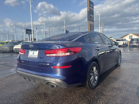 Used 2019 Kia Optima LX FWD image 9