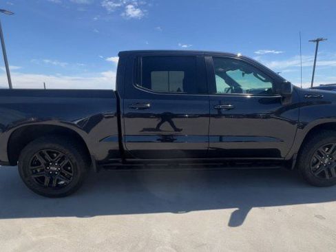 Used 2023 Chevrolet Silverado 1500 RST w/ Z71 Off-Road Package image 9