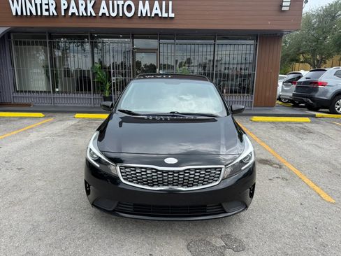 Used 2017 Kia Forte LX FWD image 2