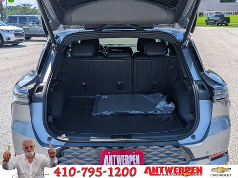 New 2025 Chevrolet Equinox EV RS w/ Active Safety Package 3 image 12