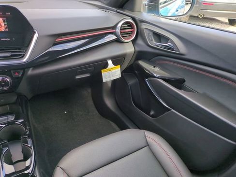 New 2026 Chevrolet Trax RS w/ Driver Confidence Package FWD image 16