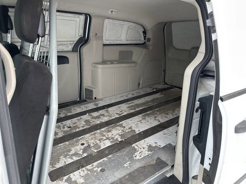 Used 2014 RAM C/V Tradesman image 8